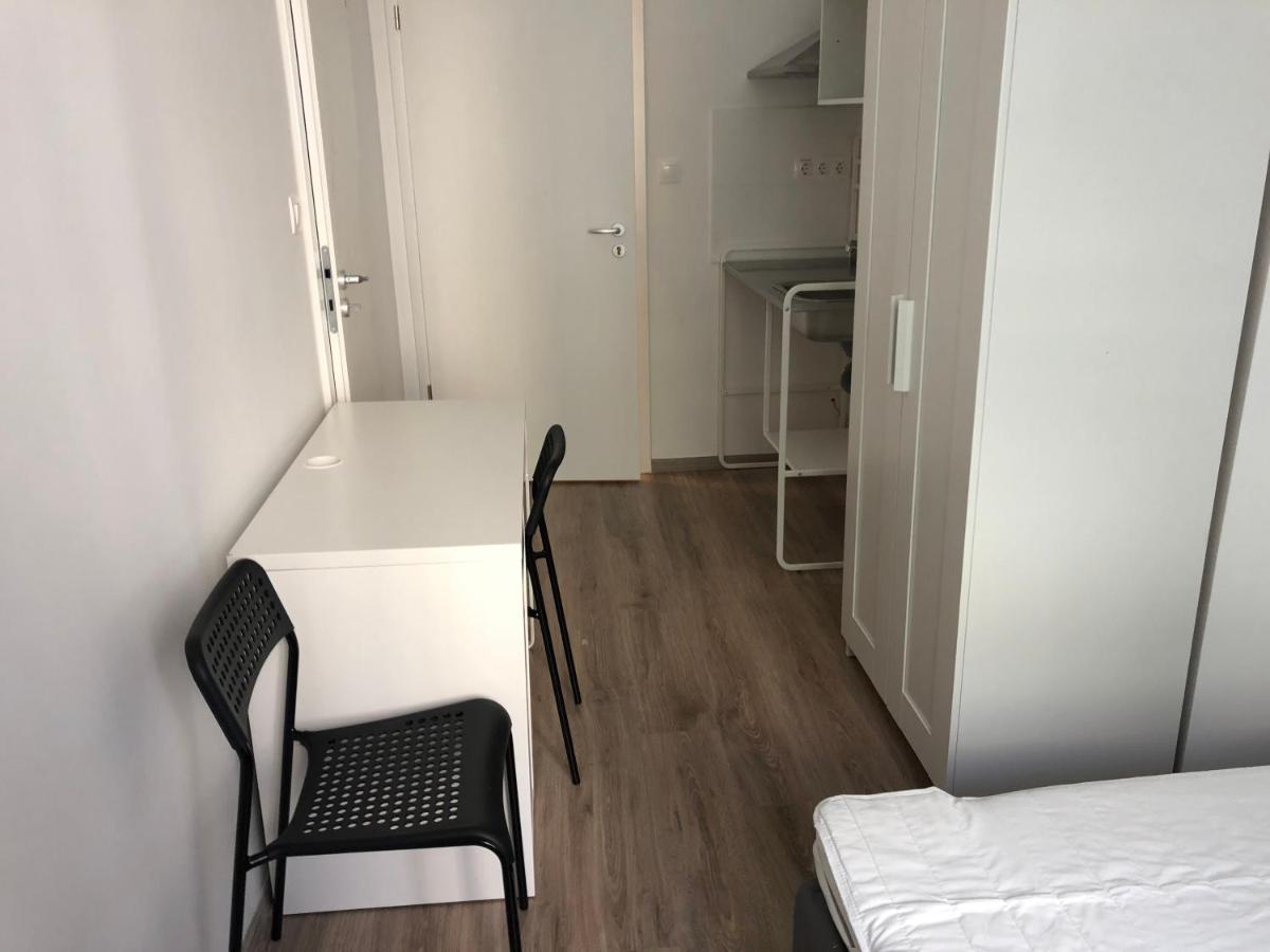 Omega Apartments Budapest Esterno foto